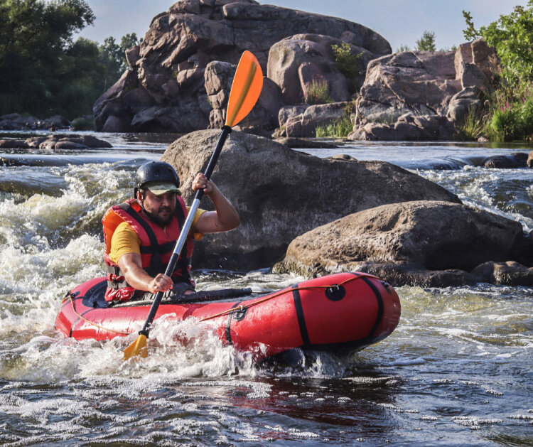 Packraft na divoké vodě